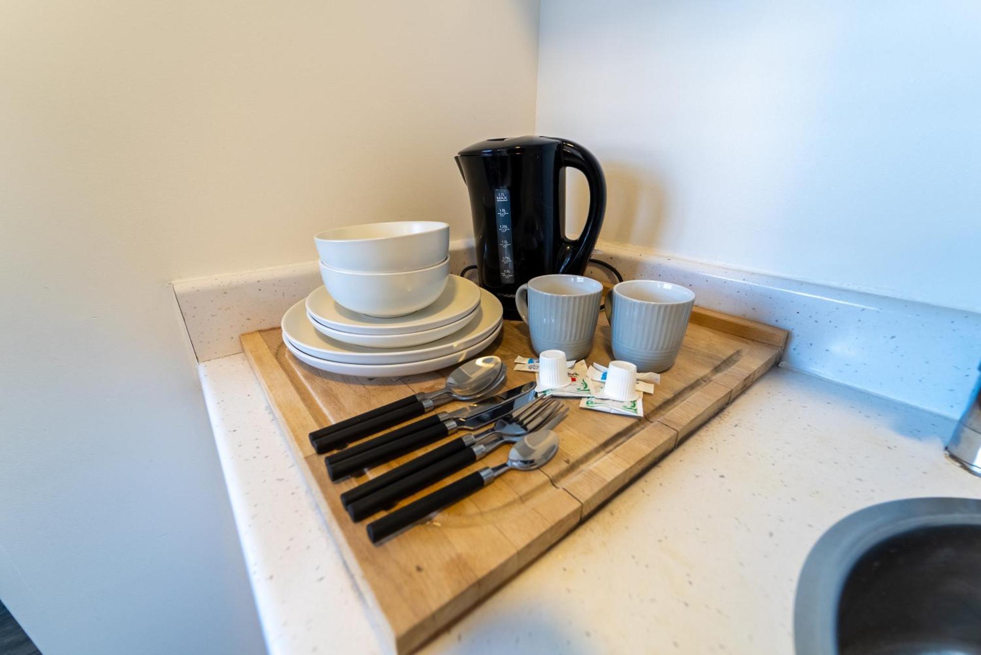 Stay Sa Equipped Studios Next To Uob And Qe! Birmingham Kamer foto
